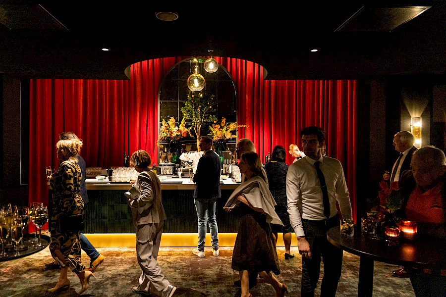 Theater De Oranjerie feestelijk heropend