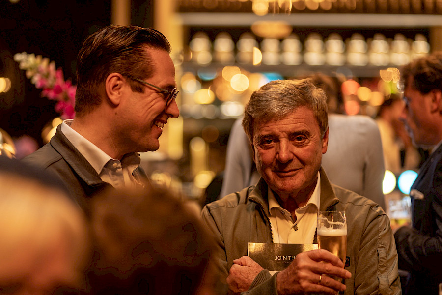 Theater De Oranjerie feestelijk heropend