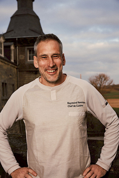 Ruinart presenteert een exclusief menu ter ere van TEFAF Maastricht op Château Neercanne