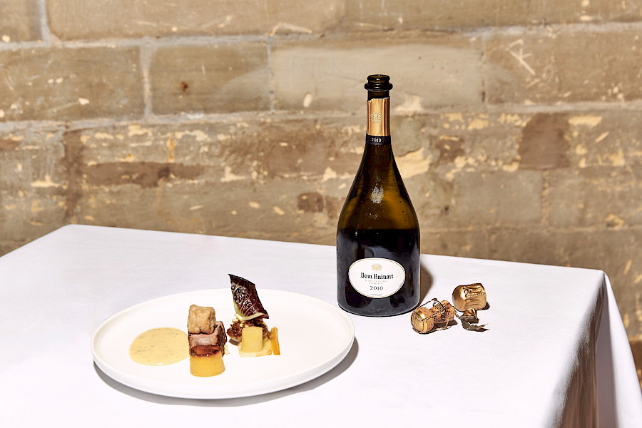 Ruinart presenteert een exclusief menu ter ere van TEFAF Maastricht op Château Neercanne