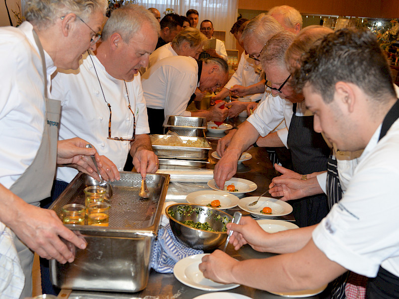 Limburgse asperges swingen de pan uit in Zwitserland