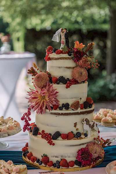 Marjolein van Bussel wint prijs voor beste bruidstaarten van Nederland