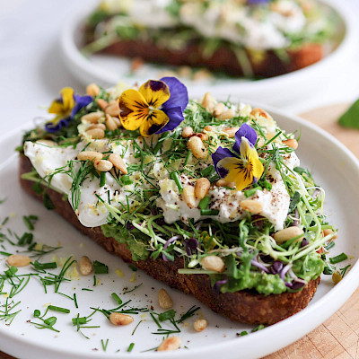 Frisse voorjaarstoast