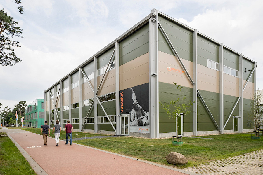 Neptunus Structures: Volop in beweging