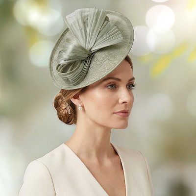 Op Prinsjesdag is de hoed meer dan een modeaccessoire