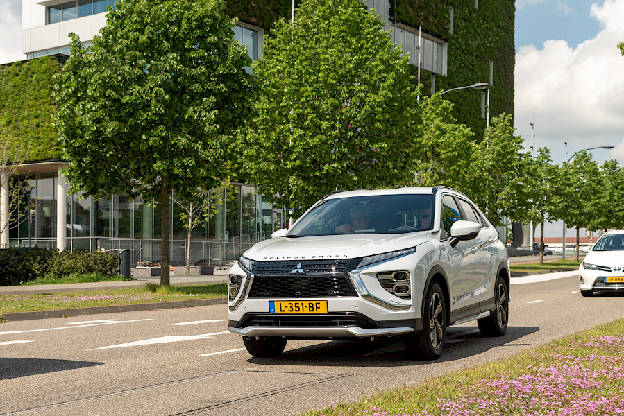 Autotest Mitsubishi Eclipse Cross PHEV