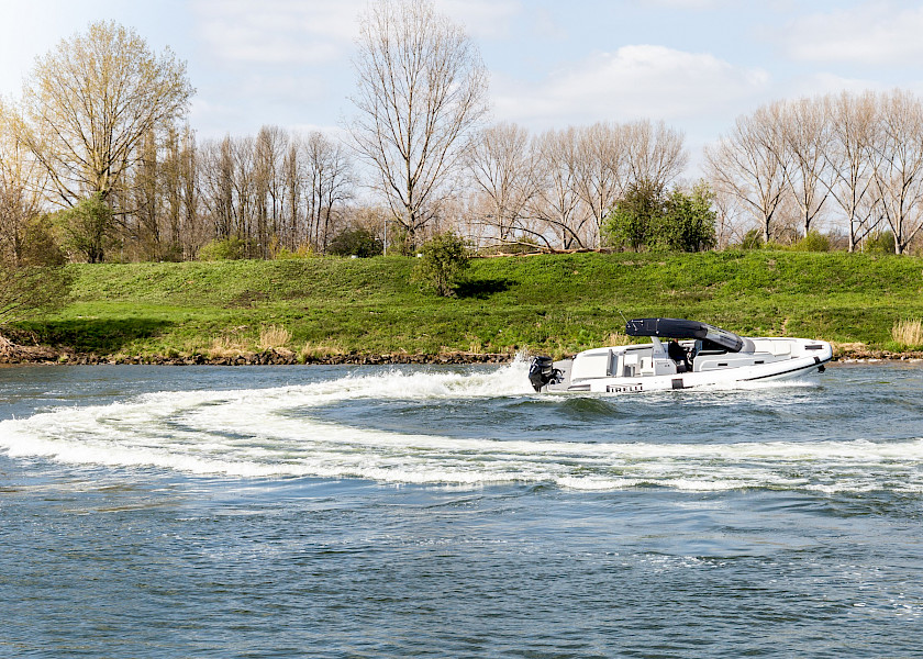 Boottest Pirelli P35 OB