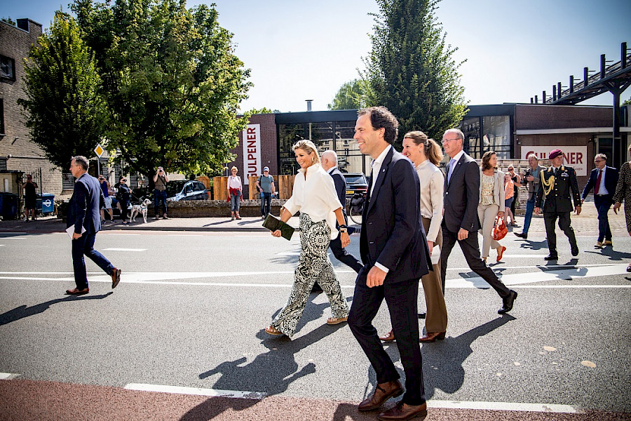 Koningin Máxima bezoekt Gulpener bierbrouwerij