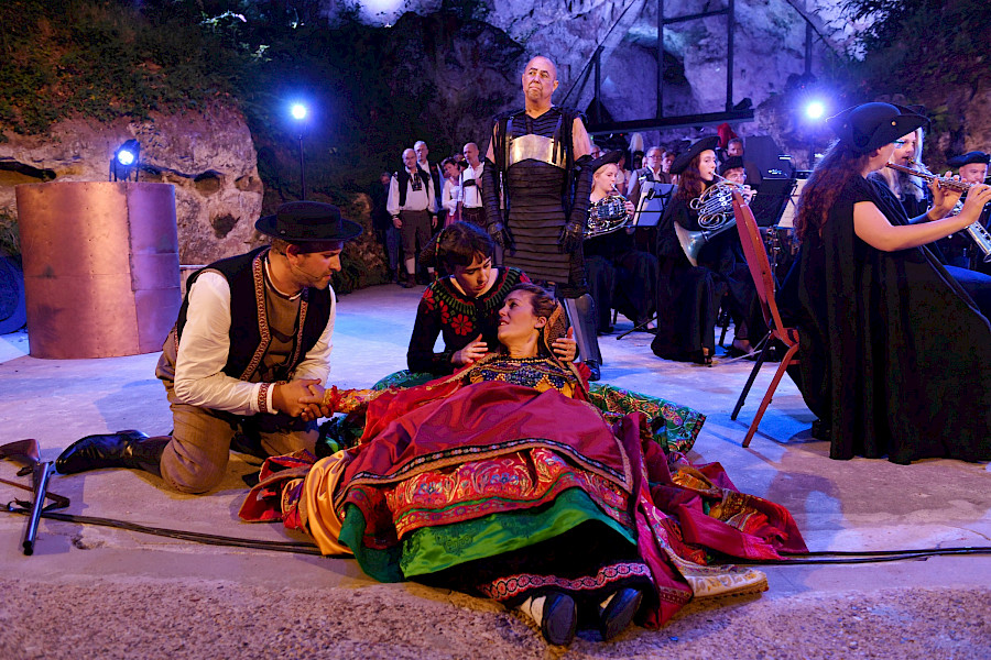 Première Der Freischütz in het Openluchttheater Valkenburg