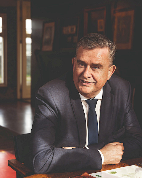 Gouverneur Emile Roemer