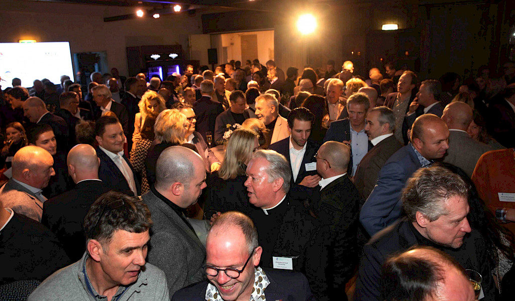 700 Limburgse ondernemers heffen het glas