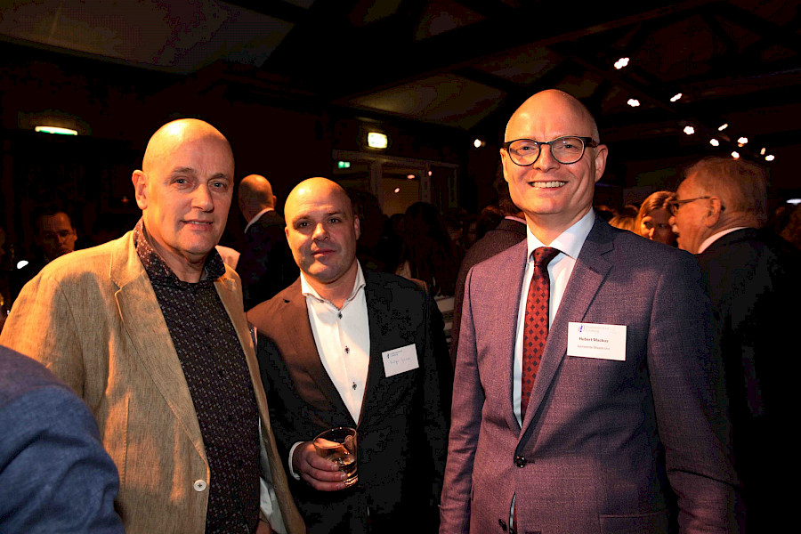 700 Limburgse ondernemers heffen het glas